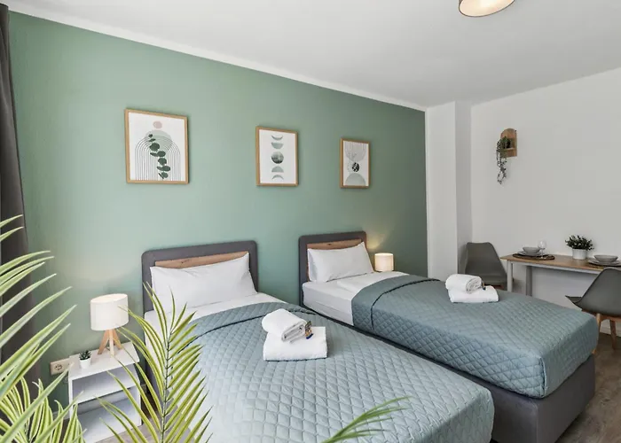 Stonehomes - 2 Nahe Goitzschesee Muldenstein